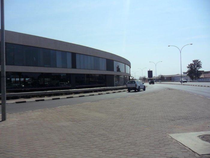 Property #2135571, Office rental monthly in Southern Industrial