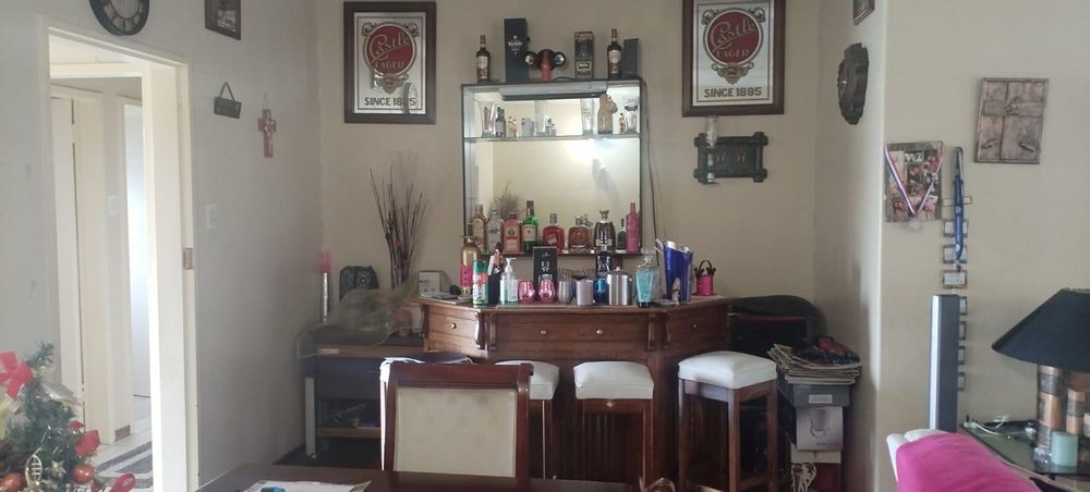 Dining room / Bar area