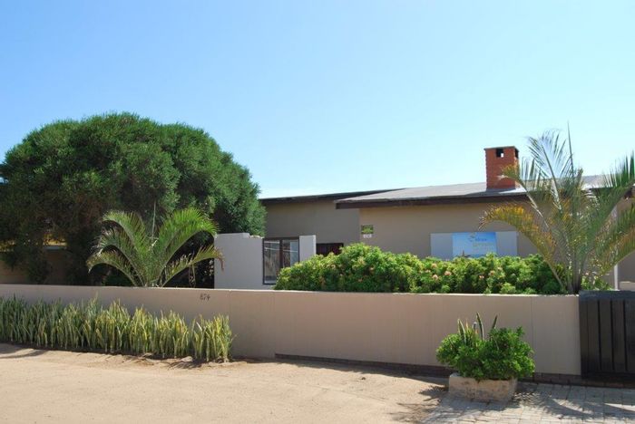 Property #2238741, House rental monthly in Henties Bay Central