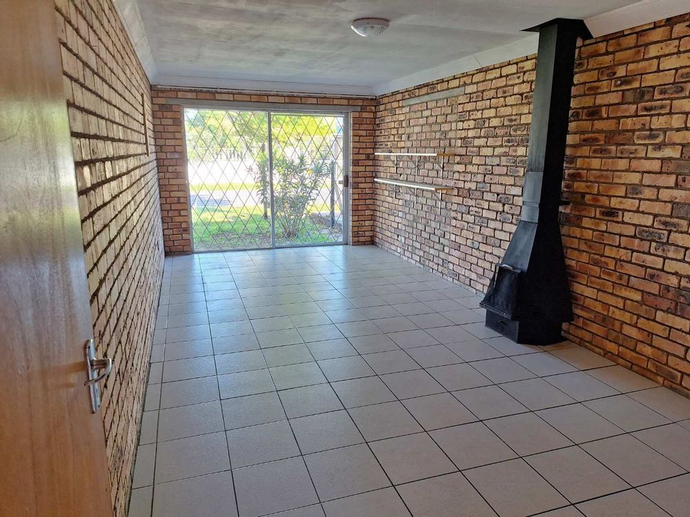 2nd living area with working fireplace