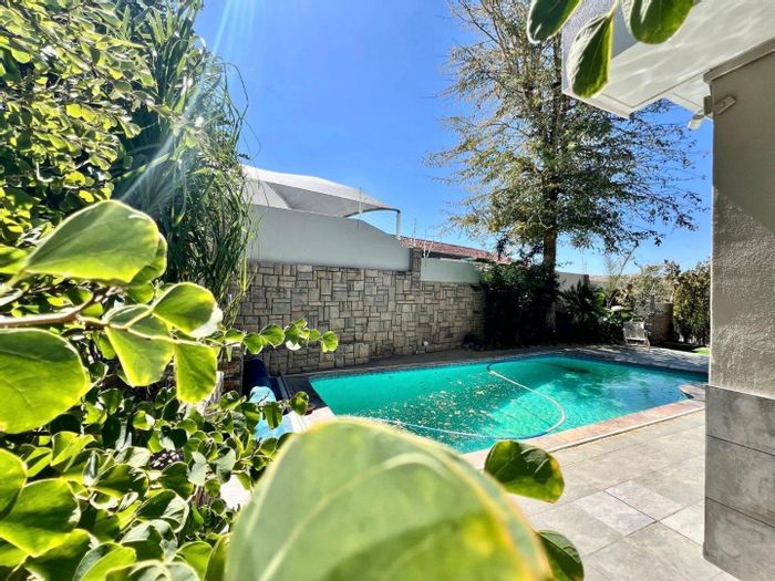 Property #2474005, House Rental Monthly in Eros Park