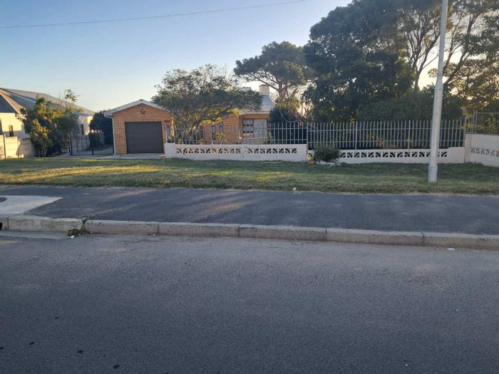 Hawston House For Sale: Spacious 4-bed home, large yard, near ocean and amenities.