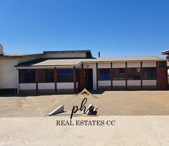 Property #2191120, House for sale in Walvis Bay Central