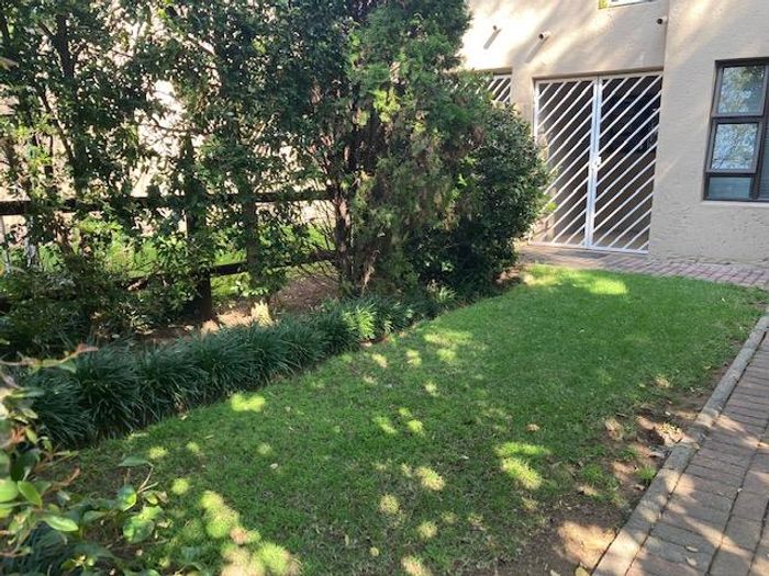 Property #2140602, Apartment for sale in Parktown North
