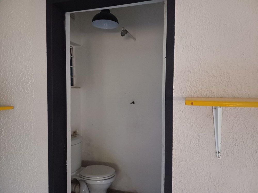 Separate Loo