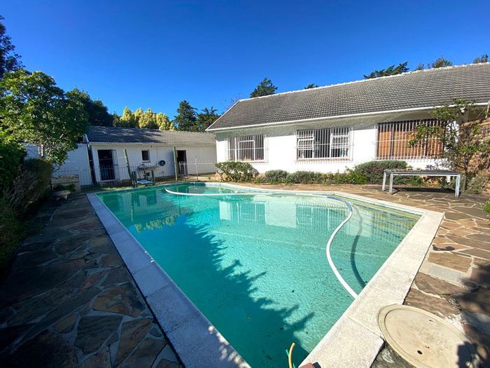 Sunny Tokai House for Sale: Spacious Layout, Pool, and Renovation Potential!