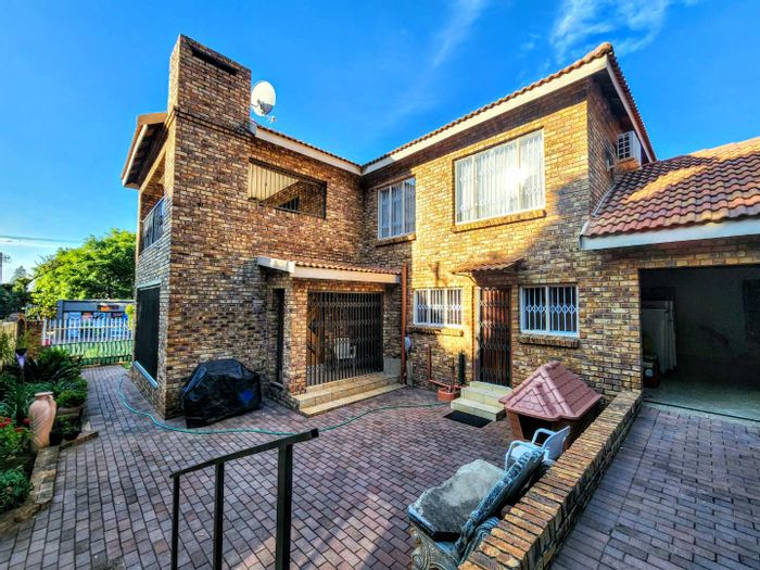 Property #2148367, House for sale in Pretoria North