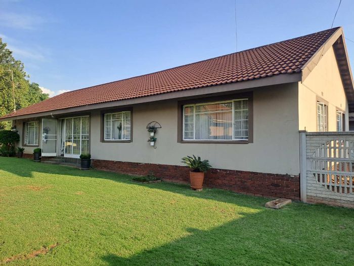 Property #2203300, House for sale in Vaalpark