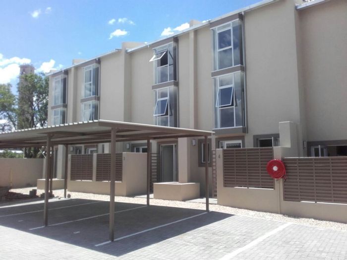 Property #1160767, Townhouse for sale in Okahandja Central