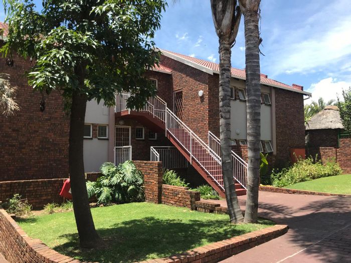 Property #2399890, Townhouse Rental Monthly in Moreleta Park