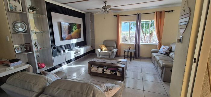 Property #2461690, House For Sale in Okahandja Central