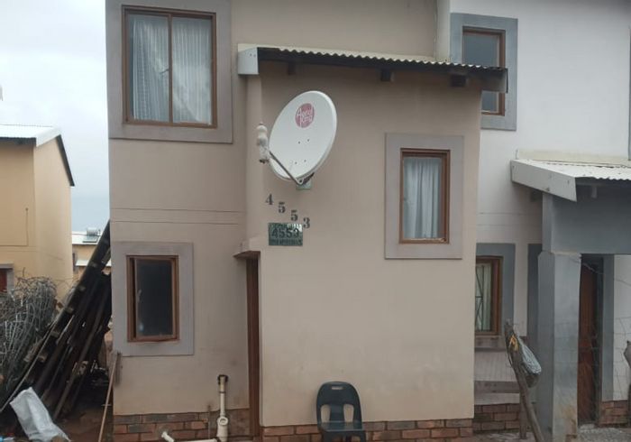 Property #2207012, Townhouse for sale in Klipspruit