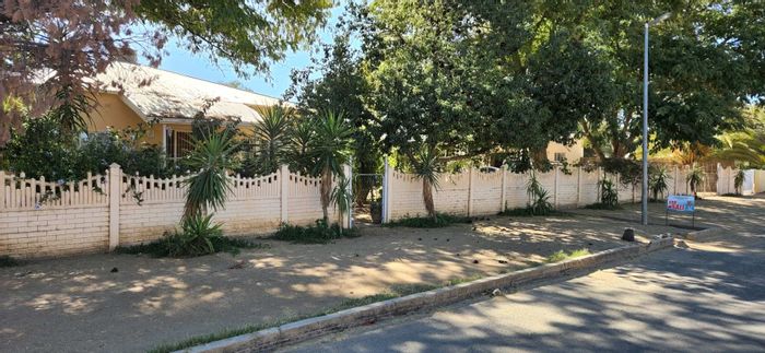 Property #2047811, House For Sale in Okahandja Central