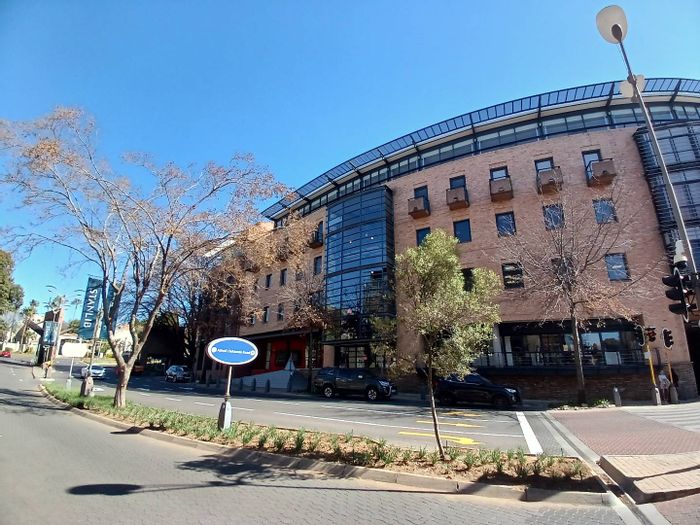 Office To Rent in Melrose Arch: 243 sqm, customizable space, prime location amenities.