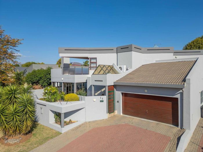 House for Sale in Marais Steyn Park: Open-plan living, indoor braai, double garage.