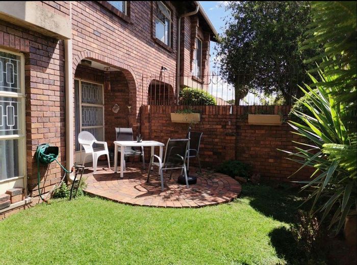 Properties in Corlett Gardens, Johannesburg You Realty