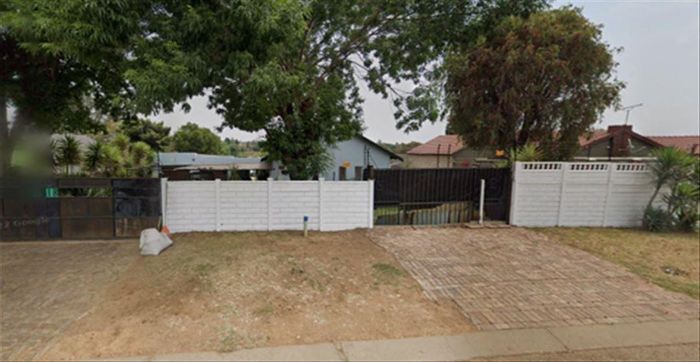 Property #2253636, House for sale in Kempton Park Ext 5