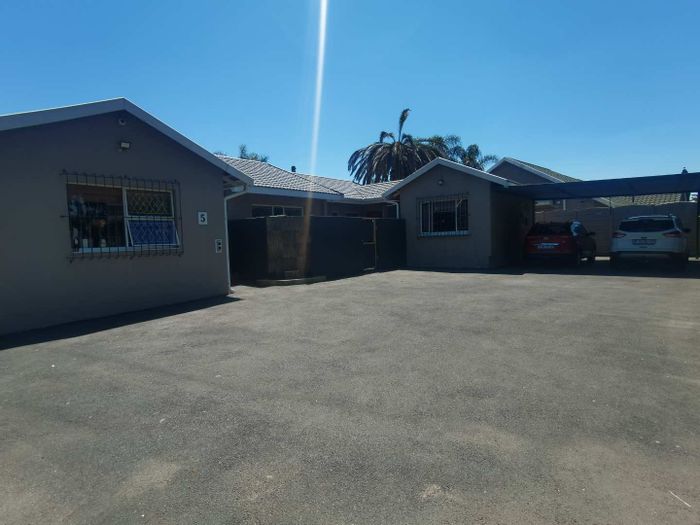 For Sale: House in Van Riebeeck Park with pool, garden, and off-grid living.