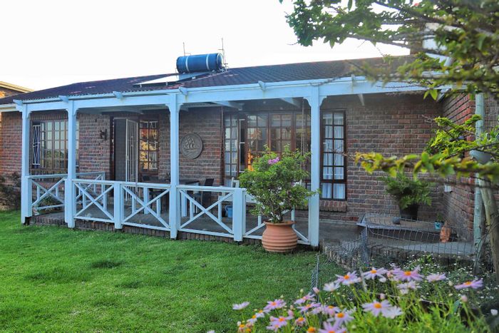 Morgans Bay Central House For Sale: Semi-furnished, large garden, income potential, dual living.