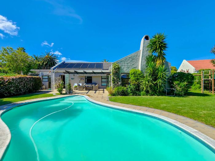 Property #2190225, House sold in Constantia