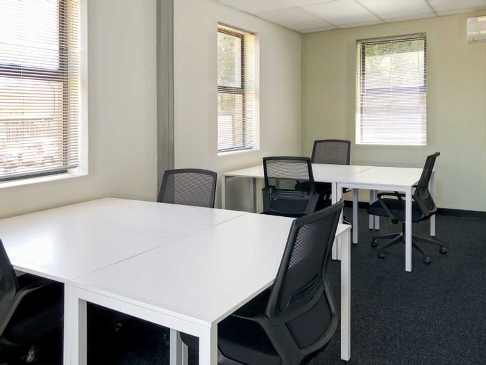 Office To Rent in Somerset West Central: Private space, shared amenities, flexible layouts.