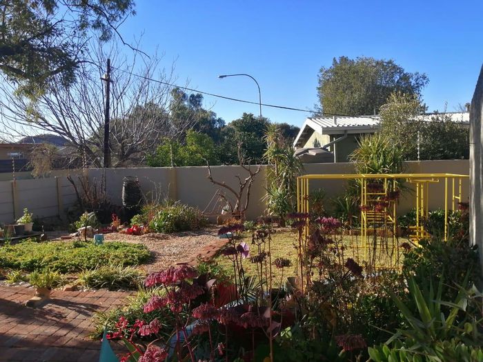 Charming 3-Bedroom House with Pool and Study in Klein Windhoek for Sale