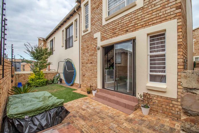 Property #2024275, Townhouse sold in Wilgeheuwel