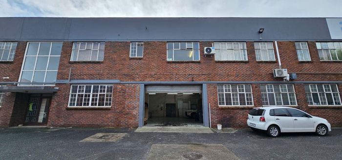 Property #2189253, Industrial rental monthly in Parow Industrial