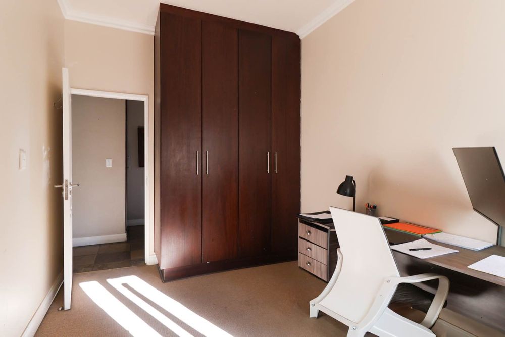 3rd Bedroom built-in wardrobe