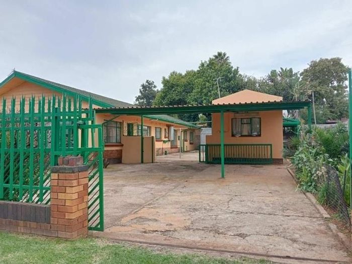 Alberton houses and townhouses (62 properties)