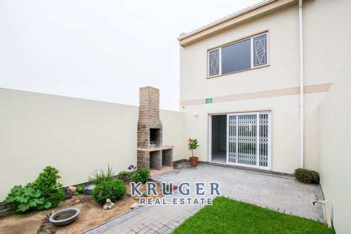 Property #1431597, Townhouse for sale in Swakopmund Central
