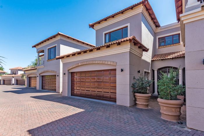 4-Bedroom Cluster To Rent in Fourways with garden, garage, and pet-friendly options.