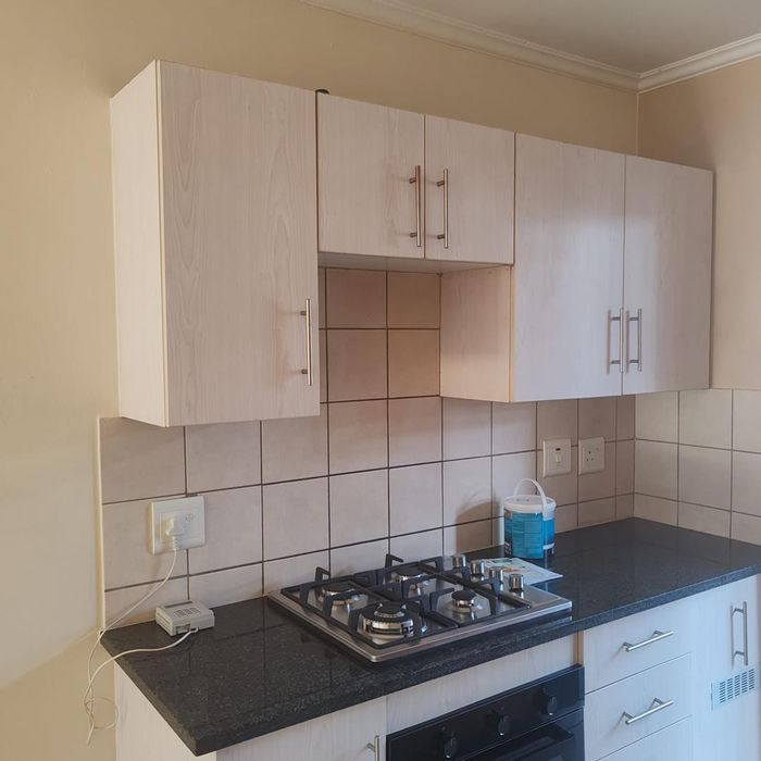 For Sale: 2-Bedroom Apartment in Noordwyk with Secure Parking and 24-Hour Security.