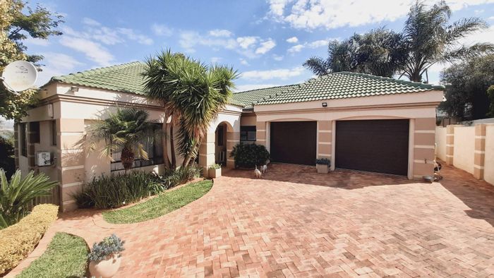 For Sale: House in Kosmos Ridge with views, balcony, garden, and security features.