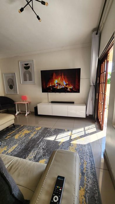 For Sale: 2-Bedroom Apartment in Heatherdale with secure parking and outdoor entertainment space.