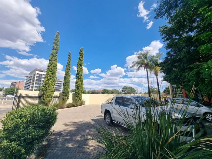 Property #2481735, Business Rental Monthly in Southern Industrial Area