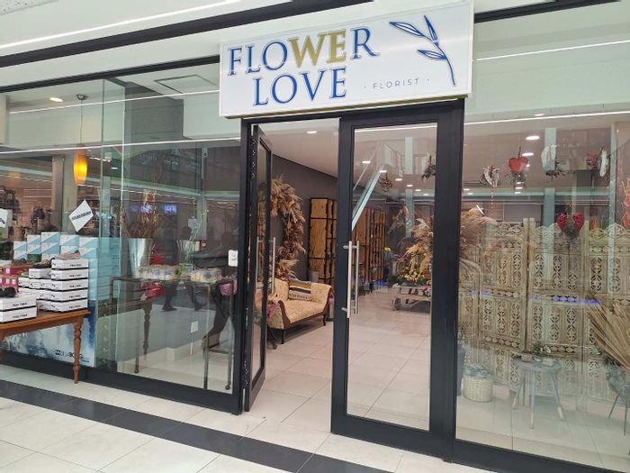 Retail space for rent in Windhoek Central, 80.10sqm, ground floor location.