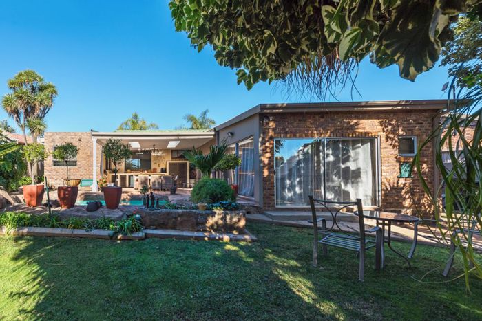 Property #2171950, House rental monthly in Marais Steyn Park