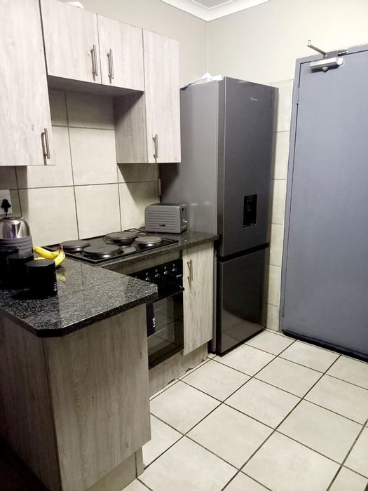 2-Bedroom Apartment in Montana Tuine For Sale with Covered Parking and Community Living.