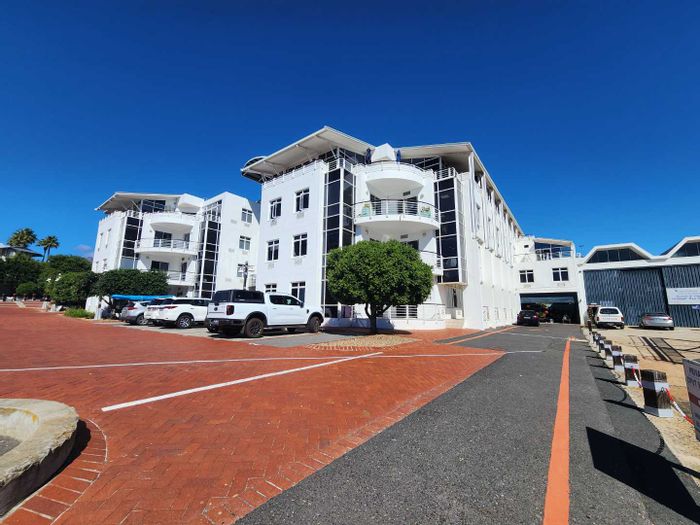 Property #2248276, Office rental monthly in Green Point
