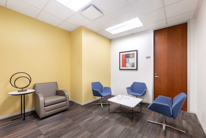 Office Space To Rent in Johannesburg North: Flexible options, meeting rooms, 24/7 security.