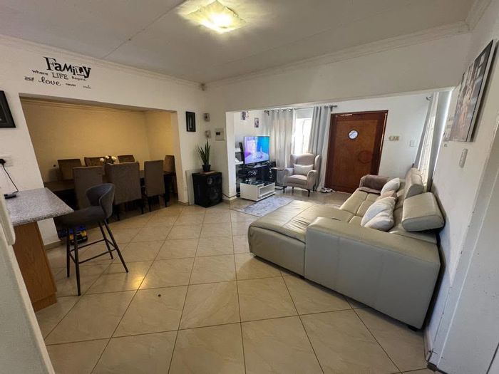 For Sale: House in Rocky Crest with backyard flat, braai area, and garage.