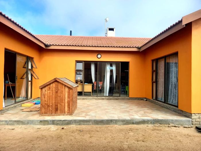 Property #2176455, House for sale in Swakopmund Central