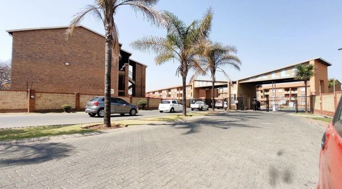 Property #2399535, Apartment Rental Monthly in Boksburg North