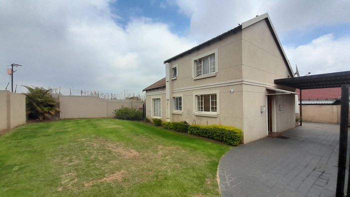 For Sale: Terenure Cluster with 3 bedrooms, security, and family amenities.