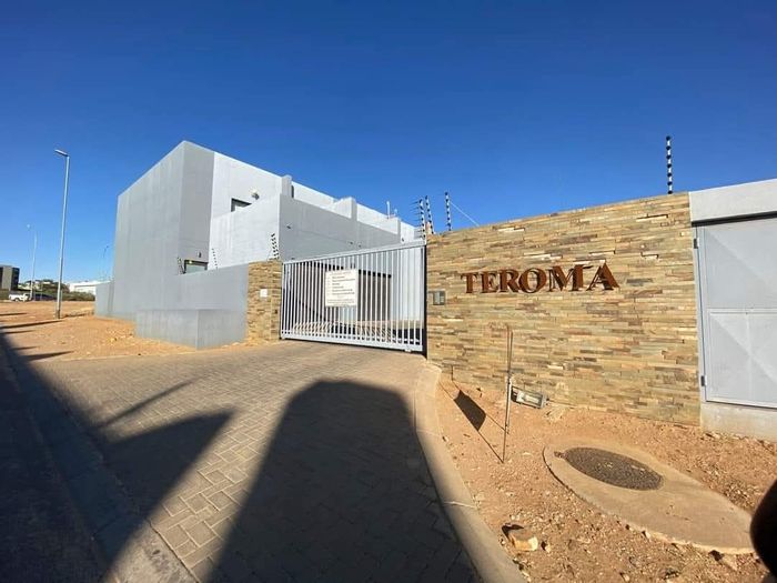 Property #2432826, Townhouse For Sale in Kleine Kuppe