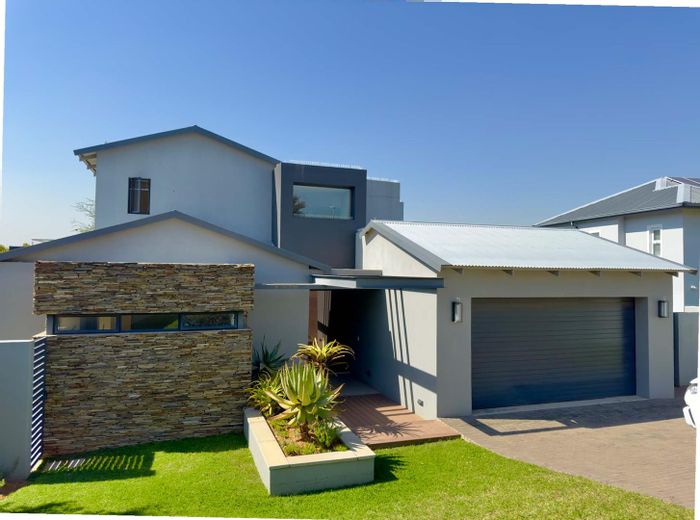 Property #2239688, House rental monthly in Helderfontein Estate