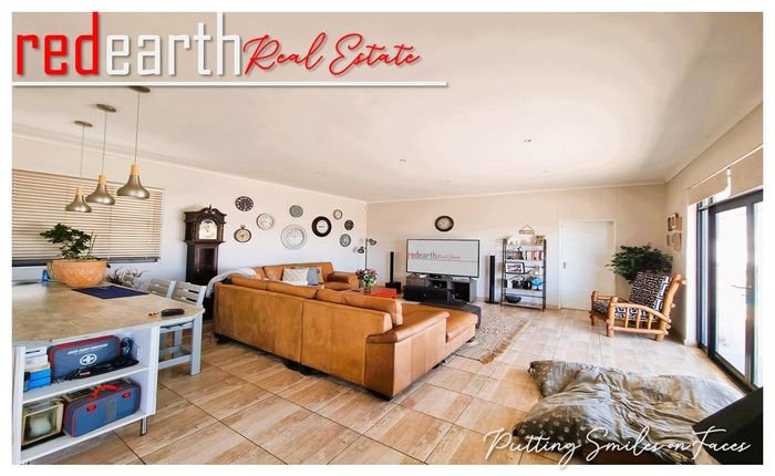 Elisenheim House For Sale: 3 beds, open plan, patio views, double garage.