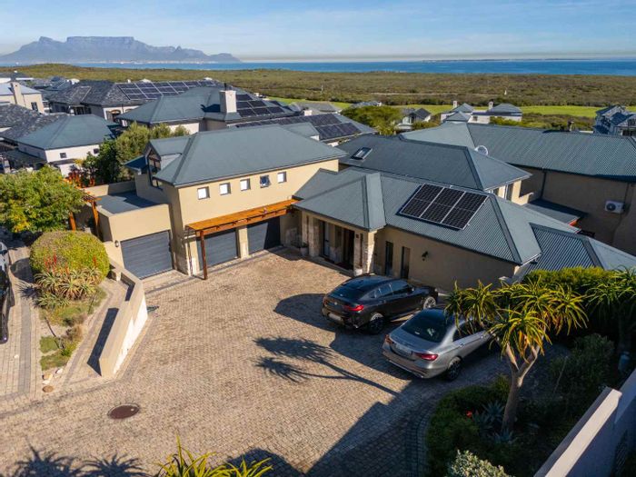 For Sale: House in Atlantic Beach Golf Estate with pool, guest suite, and study.
