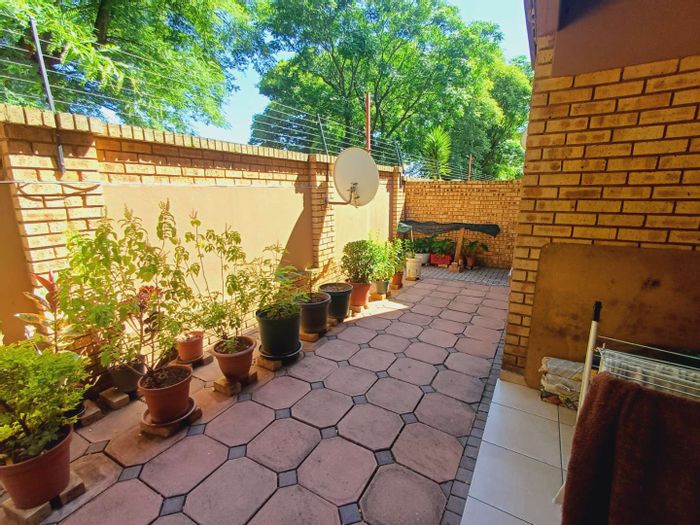 Property #2204870, Townhouse for sale in Benoni West
